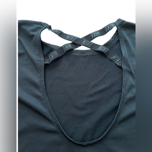 Nike women’s cross back running long sleeve shirt size small - Picture 3 of 7